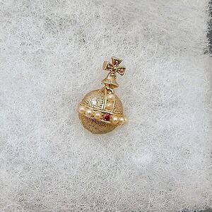Holy Land Grenade Of Anitoch Pearl Goldtone Pin Tie Tack Cross On Orb